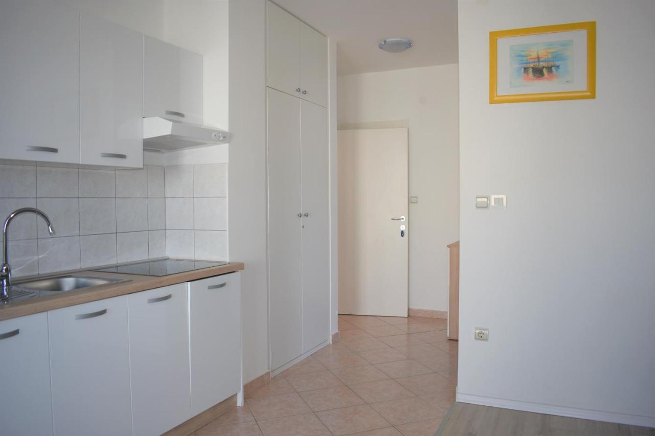 Apartment Janja Murter