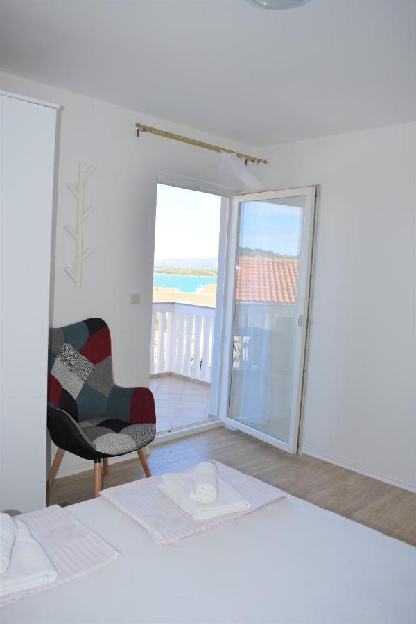 Apartment Janja Murter