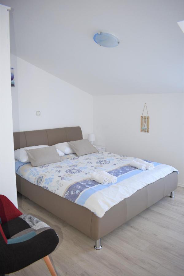 Janja Apartment