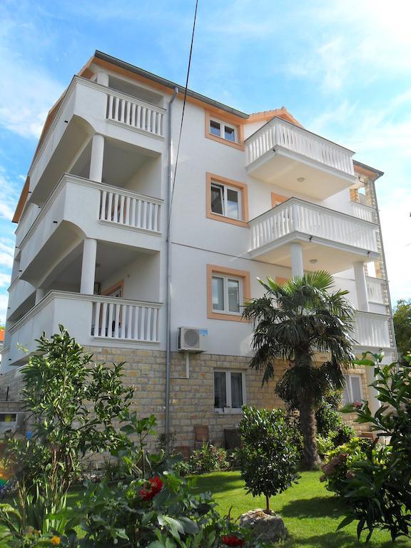 Apartment Janja *